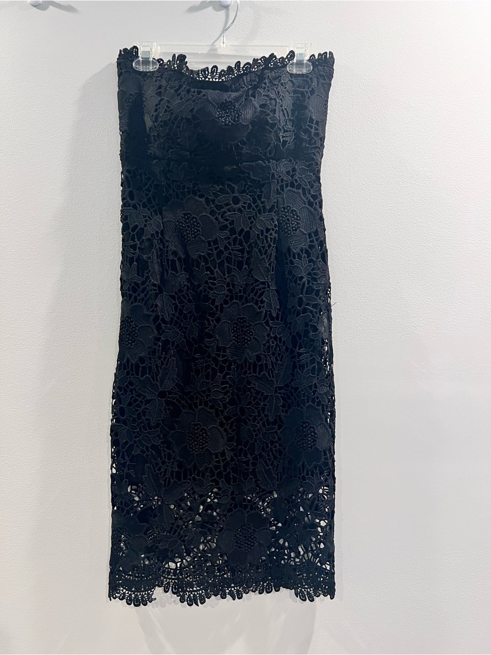 Jump Apparel by Wendy Chaitin Black Strapless Lace Midi Dress